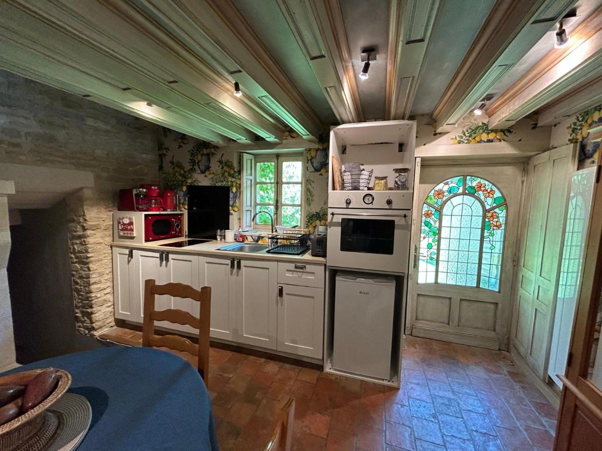 Charmant Logement Dans Un Ecrin De Verdure Le Manoir  Kültér fotó
